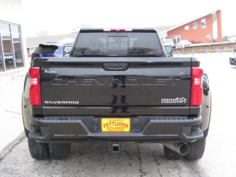 More photos of 2026 Chevrolet Silverado 3500HD High Country at Pettijohn Auto Center, MO