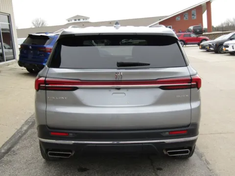 More photos of 2025 Buick Enclave Preferred at Pettijohn Auto Center, MO