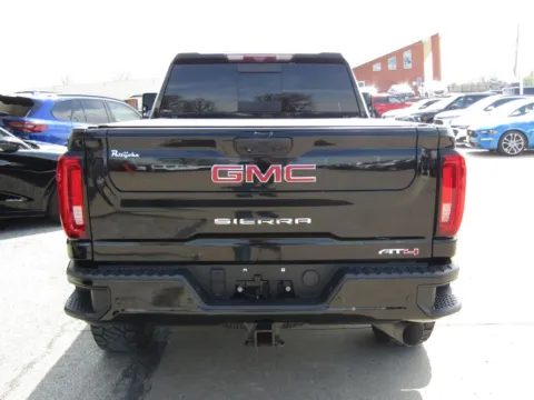 More photos of 2020 GMC Sierra 2500HD AT4 at Pettijohn Auto Center, MO