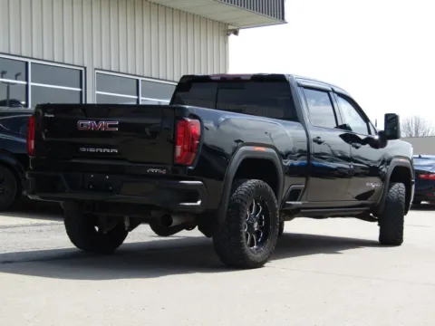 Another view of 2020 GMC Sierra 2500HD AT4 for sale in Bethany, MO at Pettijohn Auto Center