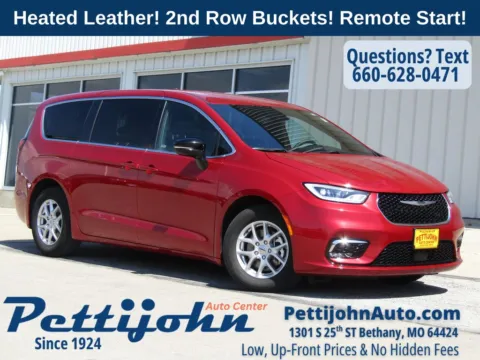 Red 2025 Chrysler Pacifica Select for sale in Bethany, MO