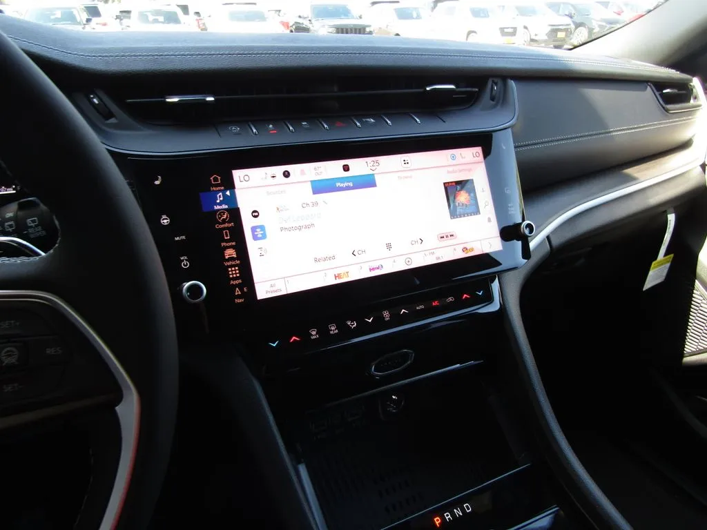 2026 Jeep Grand Cherokee L Laredo - Photo 29