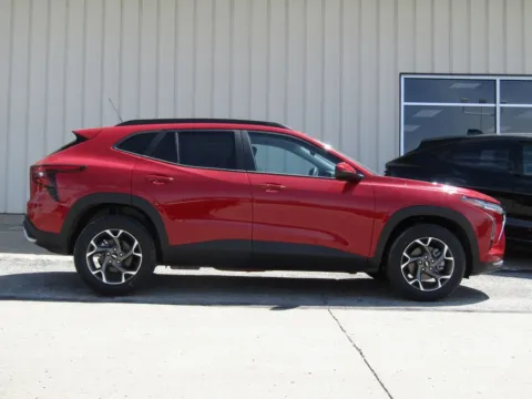 Photos of 2026 Chevrolet Trax LT for sale in Bethany, MO at Pettijohn Auto Center