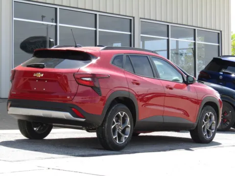 Another view of 2026 Chevrolet Trax LT for sale in Bethany, MO at Pettijohn Auto Center