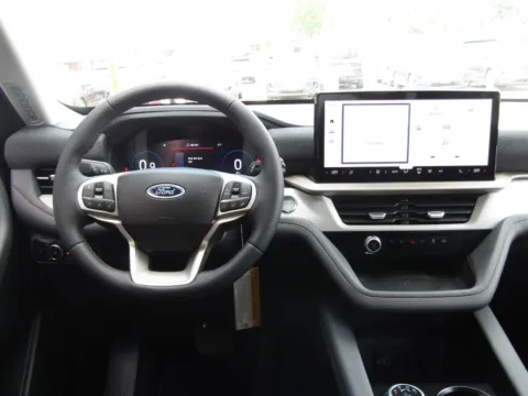 More photos of 2026 Ford Explorer Active at Pettijohn Auto Center, MO
