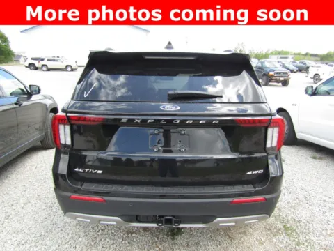 More photos of 2026 Ford Explorer Active at Pettijohn Auto Center, MO
