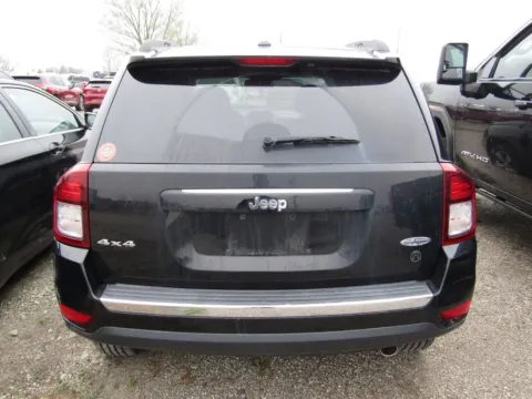 More photos of 2017 Jeep Compass High Altitude at Pettijohn Auto Center, MO