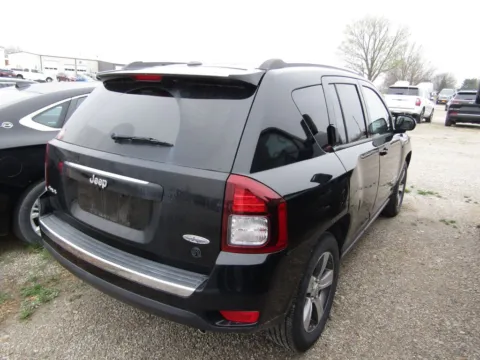More photos of 2017 Jeep Compass High Altitude at Pettijohn Auto Center, MO