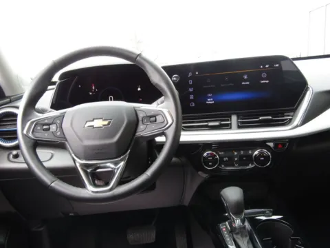 More photos of 2025 Chevrolet Trax LT at Pettijohn Auto Center, MO