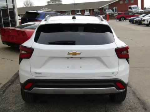 More photos of 2025 Chevrolet Trax LT at Pettijohn Auto Center, MO