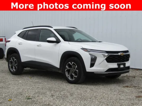 White 2025 Chevrolet Trax LT for sale in Bethany, MO