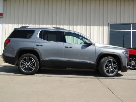 Photos of 2021 GMC Acadia SLT for sale in Bethany, MO at Pettijohn Auto Center