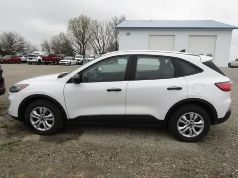 Photos of 2020 Ford Escape S for sale in Bethany, MO at Pettijohn Auto Center