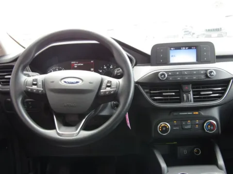 More photos of 2020 Ford Escape S at Pettijohn Auto Center, MO
