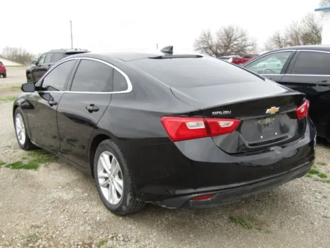 Another view of 2016 Chevrolet Malibu LT for sale in Bethany, MO at Pettijohn Auto Center