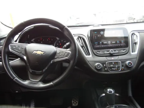 More photos of 2016 Chevrolet Malibu LT at Pettijohn Auto Center, MO