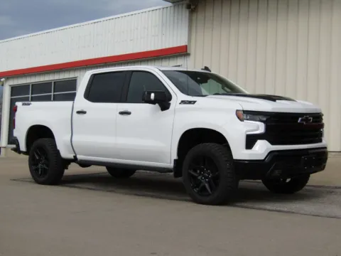 White 2026 Chevrolet Silverado 1500 LT Trail Boss for sale in Bethany, MO
