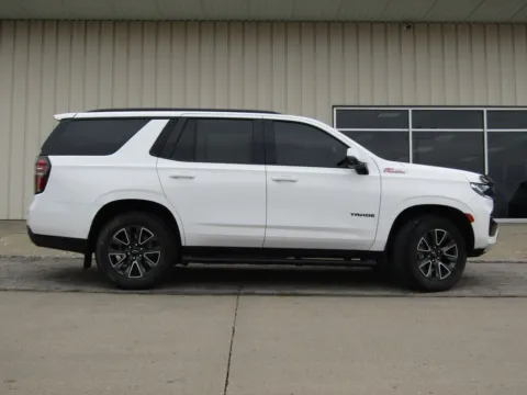Photos of 2023 Chevrolet Tahoe Z71 for sale in Bethany, MO at Pettijohn Auto Center