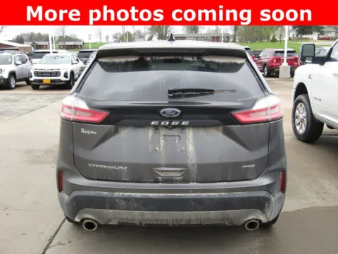 More photos of 2023 Ford Edge Titanium at Pettijohn Auto Center, MO