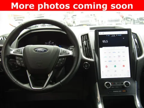 More photos of 2023 Ford Edge Titanium at Pettijohn Auto Center, MO
