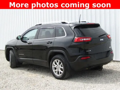 More photos of 2018 Jeep Cherokee Latitude Plus at Pettijohn Auto Center, MO