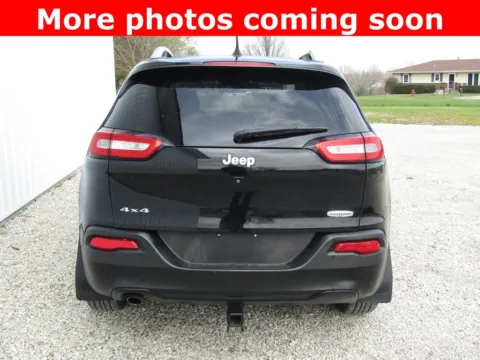 More photos of 2018 Jeep Cherokee Latitude Plus at Pettijohn Auto Center, MO