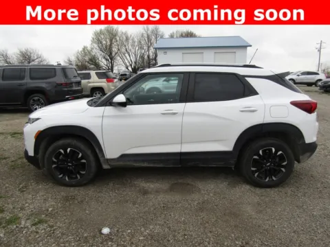 Photos of 2023 Chevrolet TrailBlazer LT for sale in Bethany, MO at Pettijohn Auto Center