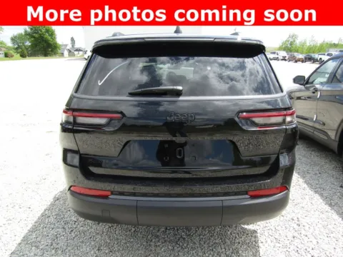 More photos of 2026 Jeep Grand Cherokee L Laredo at Pettijohn Auto Center, MO