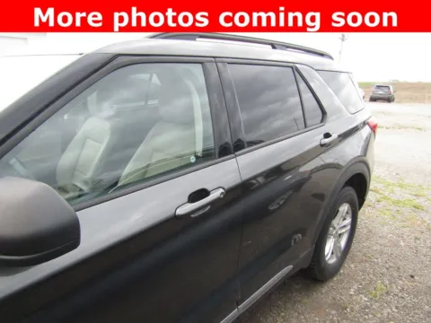 Photos of 2020 Ford Explorer XLT for sale in Bethany, MO at Pettijohn Auto Center
