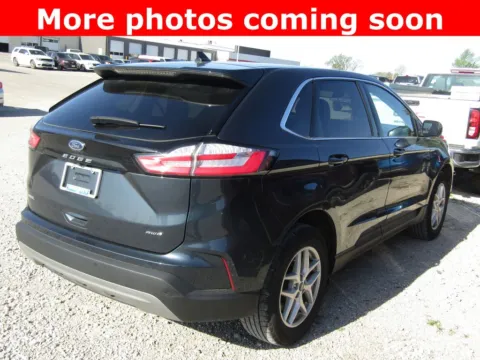 More photos of 2024 Ford Edge SEL at Pettijohn Auto Center, MO