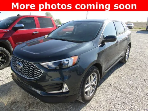 Blue 2024 Ford Edge SEL for sale in Bethany, MO
