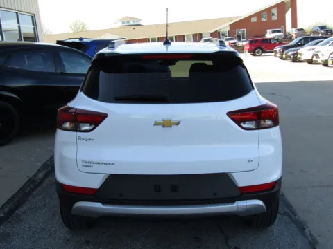 More photos of 2024 Chevrolet TrailBlazer LT at Pettijohn Auto Center, MO