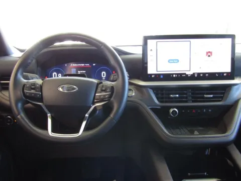 More photos of 2025 Ford Explorer Platinum at Pettijohn Auto Center, MO