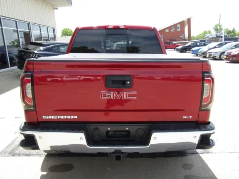 More photos of 2018 GMC Sierra 1500 SLT at Pettijohn Auto Center, MO