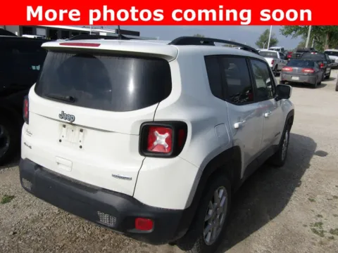 More photos of 2019 Jeep Renegade Latitude at Pettijohn Auto Center, MO
