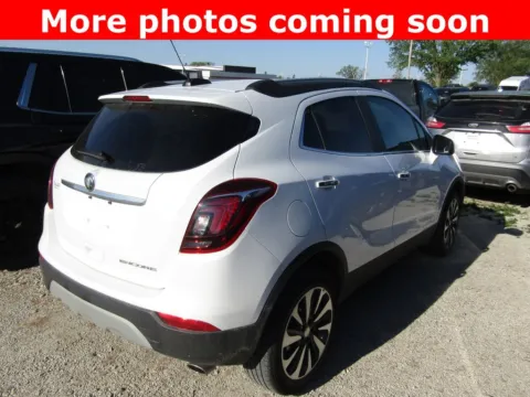 More photos of 2021 Buick Encore Preferred at Pettijohn Auto Center, MO