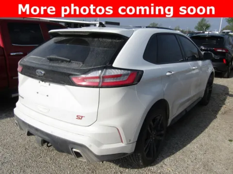More photos of 2020 Ford Edge ST at Pettijohn Auto Center, MO