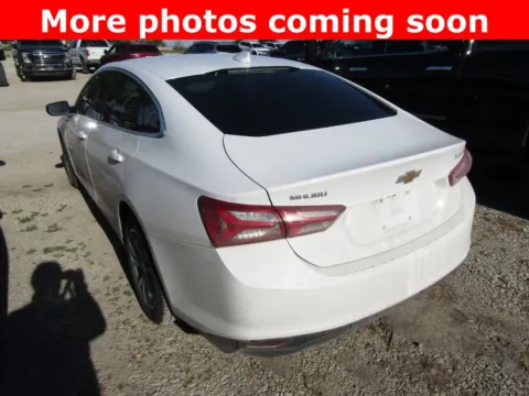 Another view of 2022 Chevrolet Malibu LT for sale in Bethany, MO at Pettijohn Auto Center