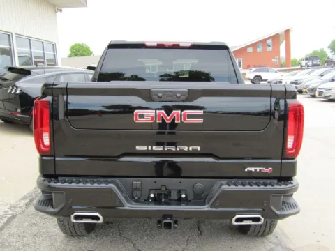 More photos of 2026 GMC Sierra 1500 AT4 at Pettijohn Auto Center, MO