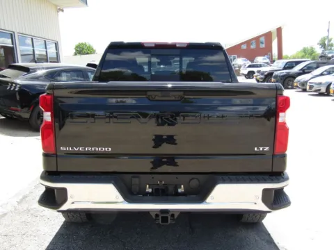 More photos of 2026 Chevrolet Silverado 1500 LTZ at Pettijohn Auto Center, MO