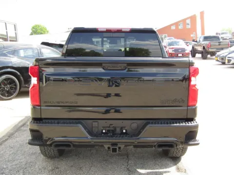 More photos of 2026 Chevrolet Silverado 1500 High Country at Pettijohn Auto Center, MO