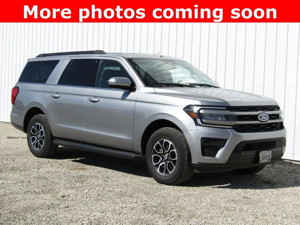 Silver 2024 Ford Expedition Max XLT for sale in Bethany, MO
