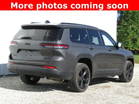 Another view of 2023 Jeep Grand Cherokee L Limited for sale in Bethany, MO at Pettijohn Auto Center