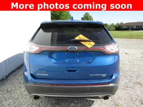 More photos of 2018 Ford Edge Titanium at Pettijohn Auto Center, MO