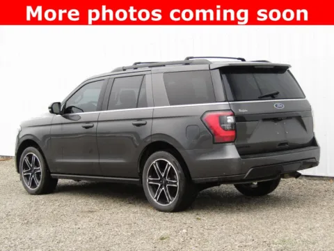 More photos of 2019 Ford Expedition Limited at Pettijohn Auto Center, MO