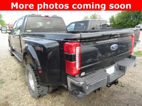 Another view of 2023 Ford F-350SD Lariat for sale in Bethany, MO at Pettijohn Auto Center