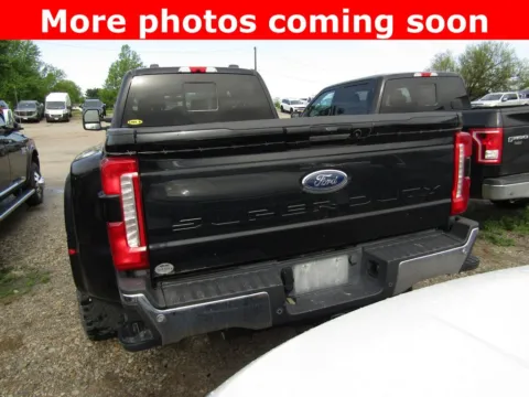More photos of 2023 Ford F-350SD Lariat at Pettijohn Auto Center, MO