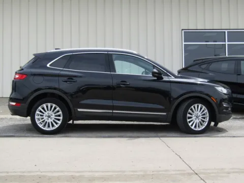 Photos of 2019 Lincoln MKC Standard for sale in Bethany, MO at Pettijohn Auto Center