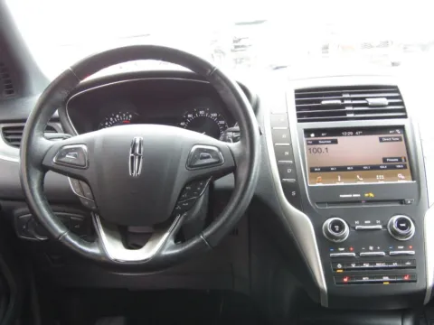More photos of 2019 Lincoln MKC Standard at Pettijohn Auto Center, MO