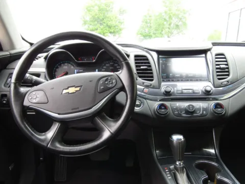 More photos of 2019 Chevrolet Impala Premier at Pettijohn Auto Center, MO